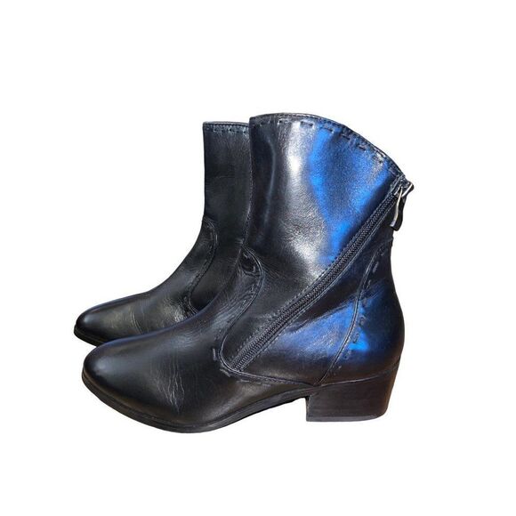 Everybody B.Z. Moda Black Leather Diagonal Seams Side Zip Ankle Boots SZ 36/6 - Picture 2 of 13